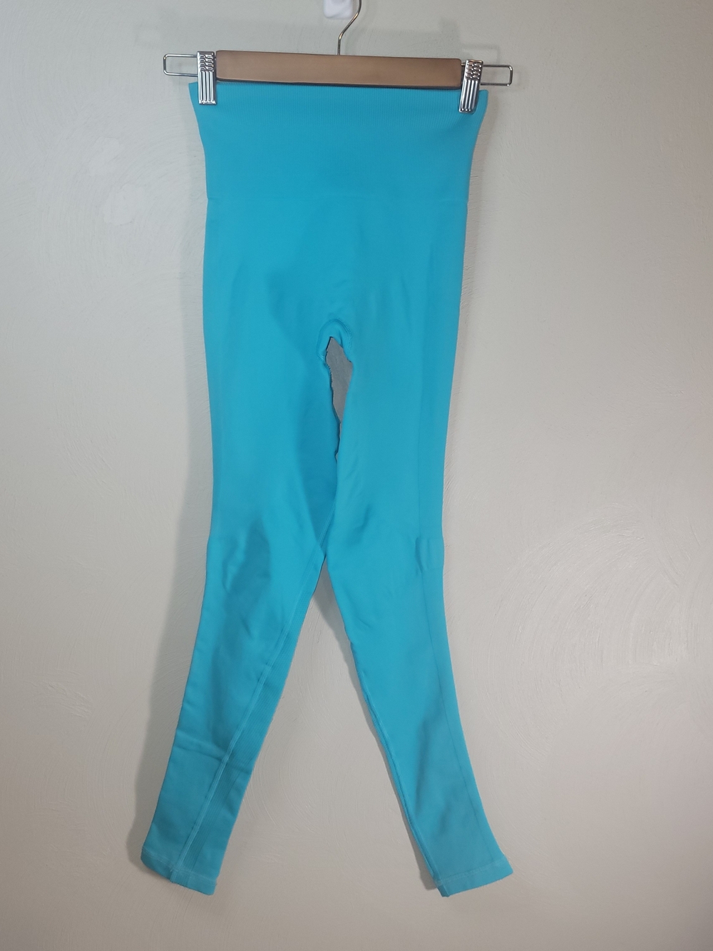 Lululemon Compression Legging- Size 0-  Bright Turquoise